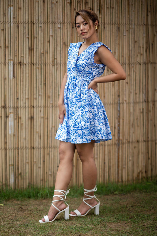 SEASIDE HIBISCUS SERENITY Side Pose